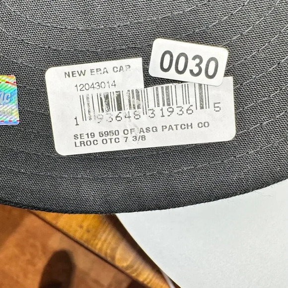 New Era Men's Fitted Hat 59Fifty Colorado Rockies Official On Field Black 7 3/8 - Picture 7 of 7